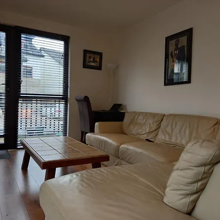 2br Beautiful Mins From Seaside And Mountains Apartment