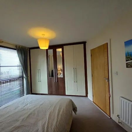 Apartment 2br Beautiful Mins From Seaside And Mountains